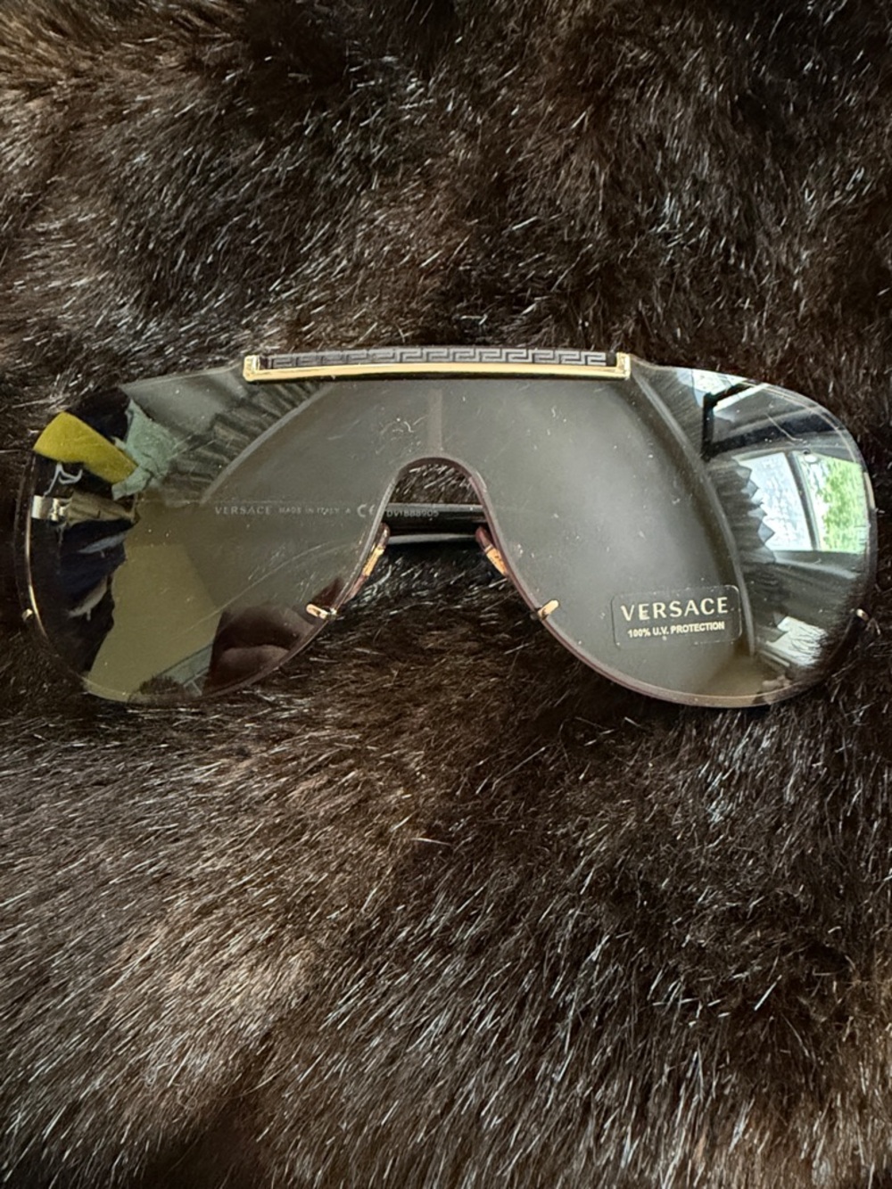 Versace NWT dark green lens Aviator / Shield Sunglasses with Gold Accents